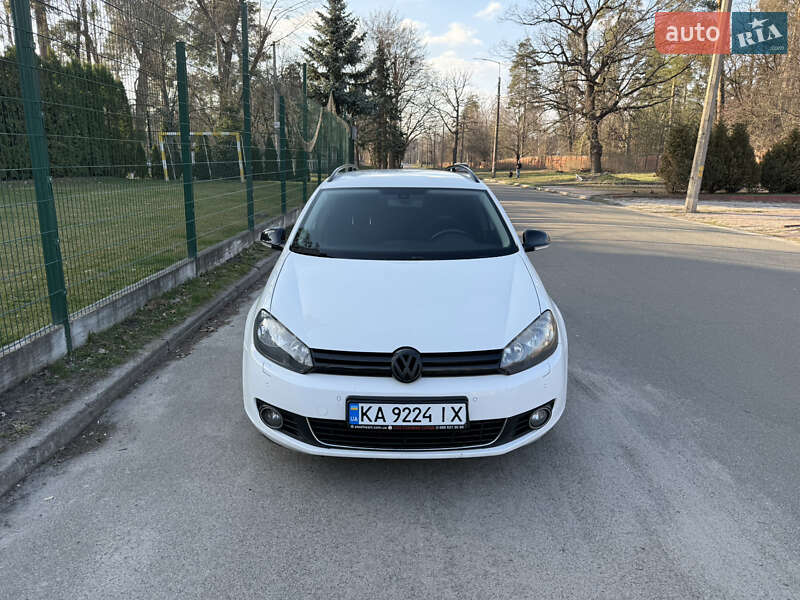 Volkswagen Golf (2012)