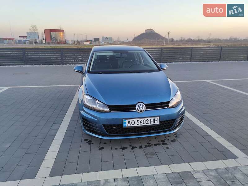 Volkswagen Golf (2014)