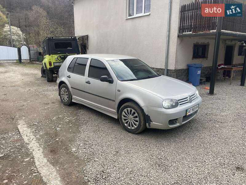Volkswagen Golf (1998)