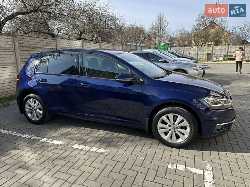 Volkswagen Golf (2019)