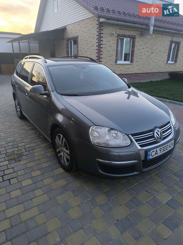 Volkswagen Golf (2008)