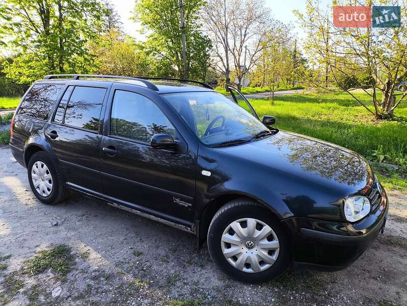 Volkswagen Golf (1999)