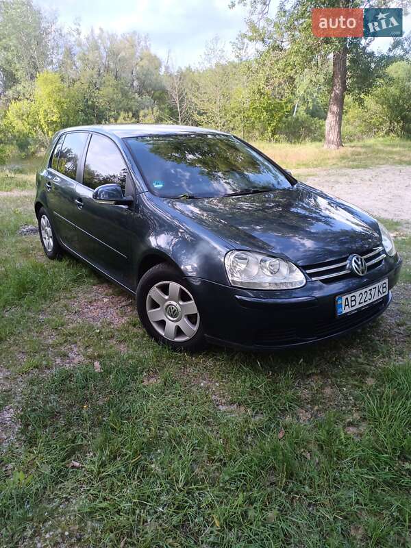Volkswagen Golf (2006)