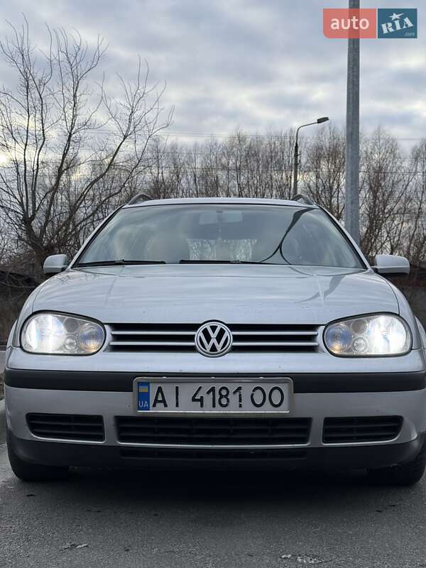 Volkswagen Golf (2002)