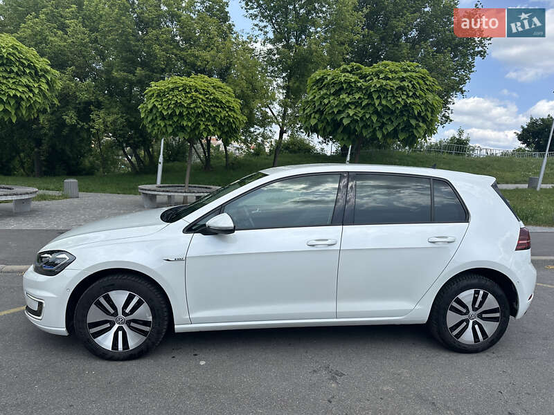 Volkswagen Golf (2018)
