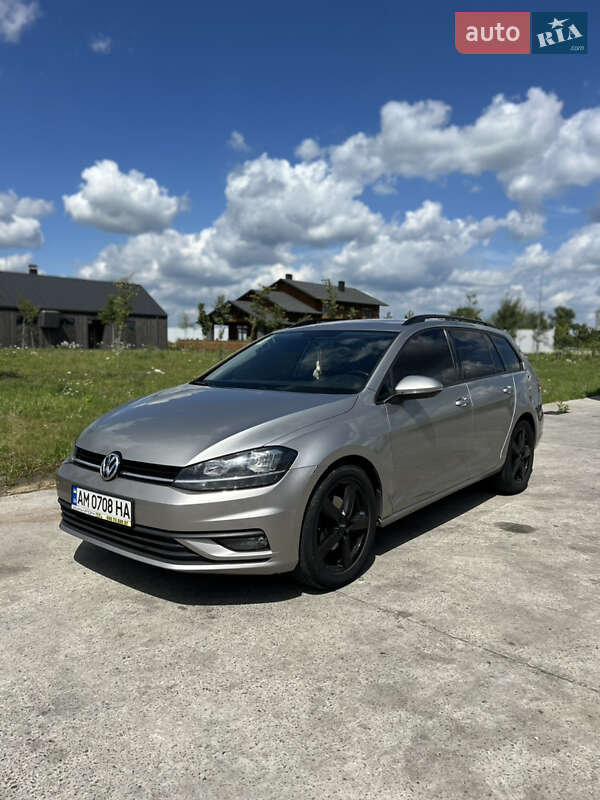 Volkswagen Golf (2017)