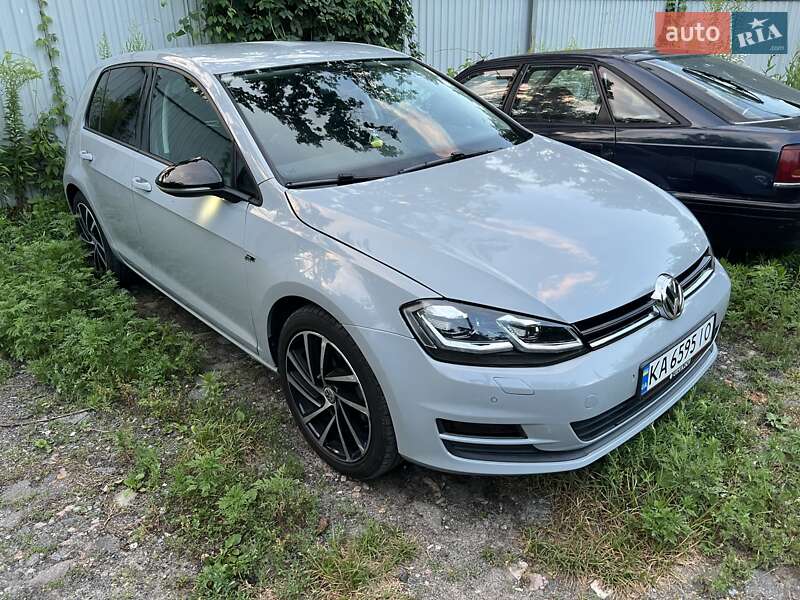 Volkswagen Golf (2013)