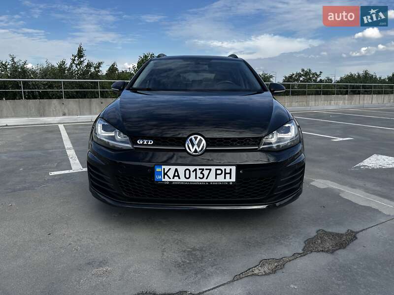 Volkswagen Golf (2015)