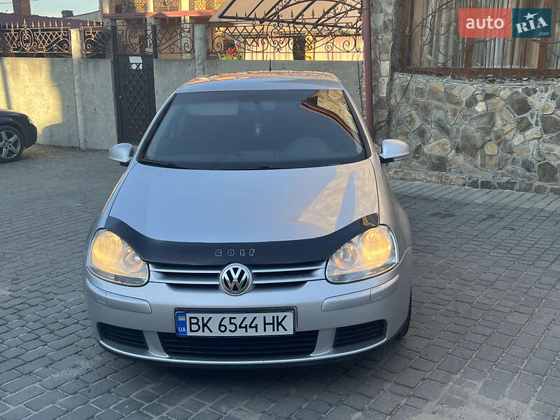 Volkswagen Golf (2007)