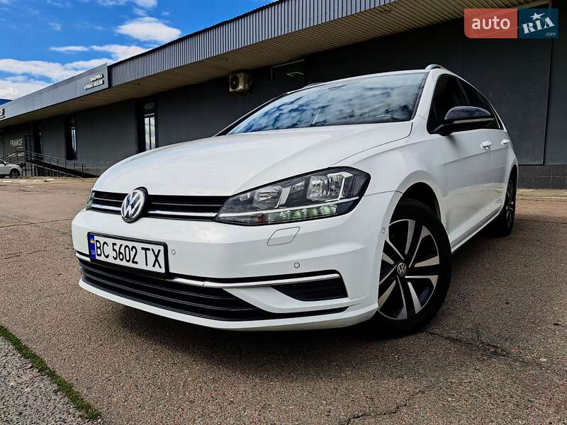 Volkswagen Golf (2020)