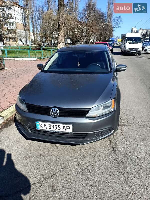 Volkswagen Jetta (2011)