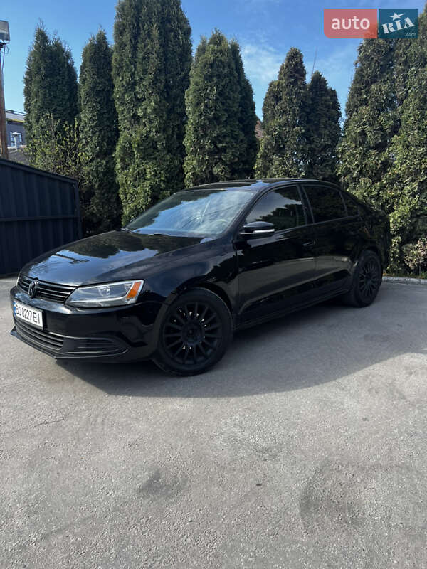 Volkswagen Jetta (2011)