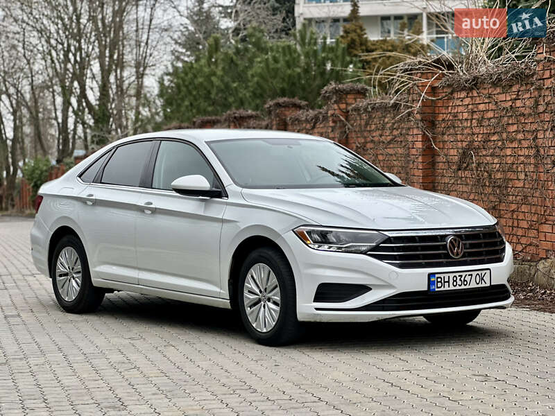 Volkswagen Jetta (2019)