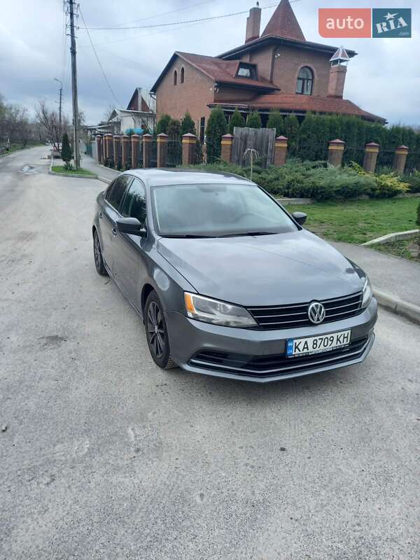 Volkswagen Jetta (2015)
