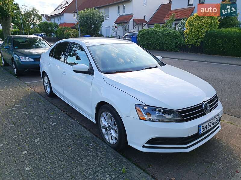 Volkswagen Jetta (2017)