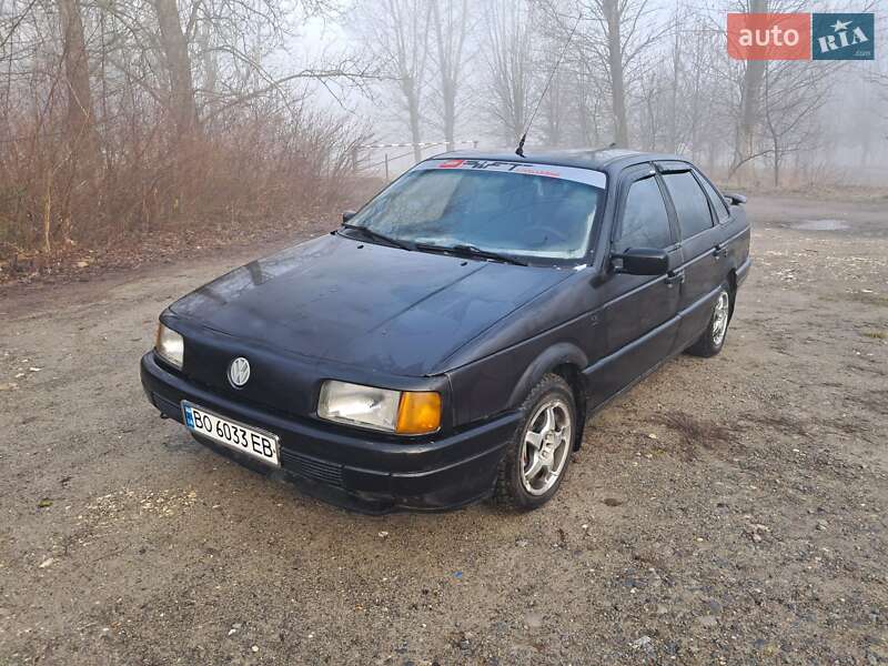 Volkswagen Passat (1991)