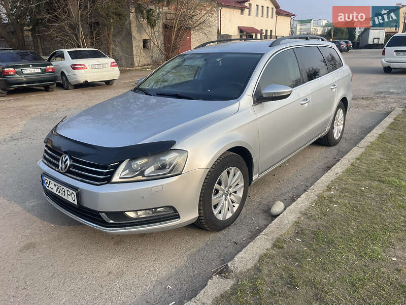 Volkswagen Passat (2011)