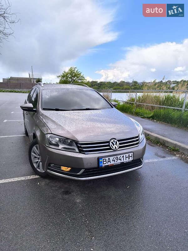 Volkswagen Passat (2011)