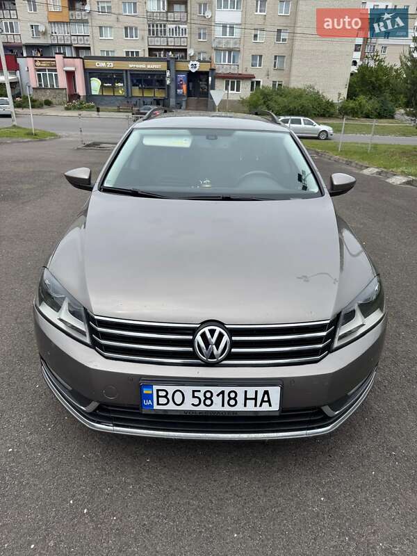 Volkswagen Passat (2011)