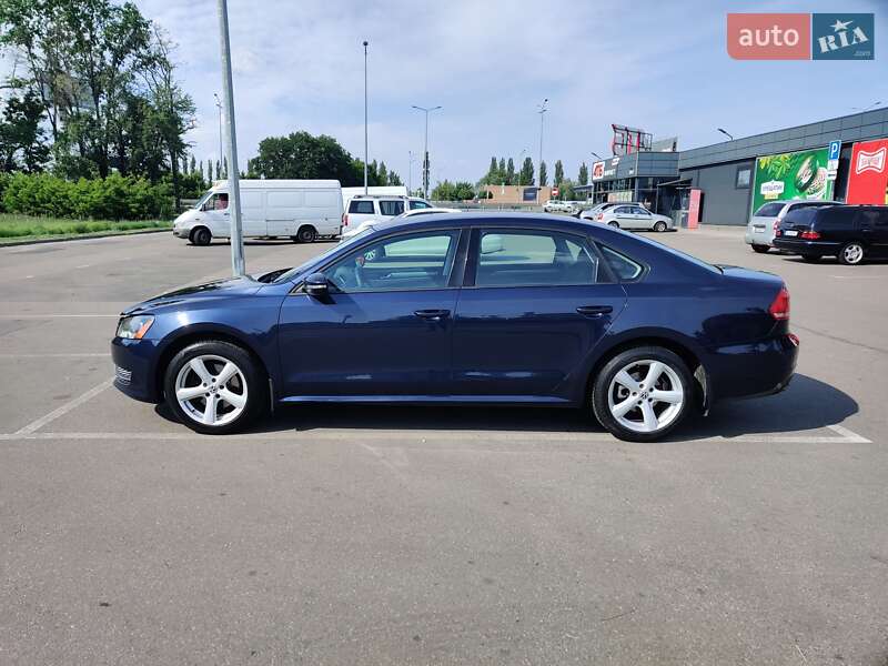 Volkswagen Passat (2012)