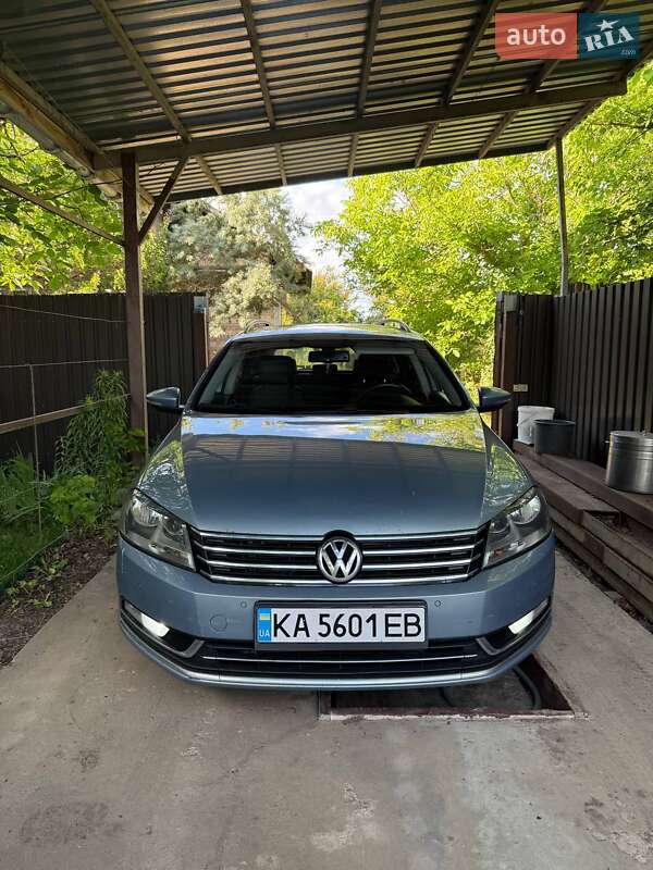 Volkswagen Passat (2012)