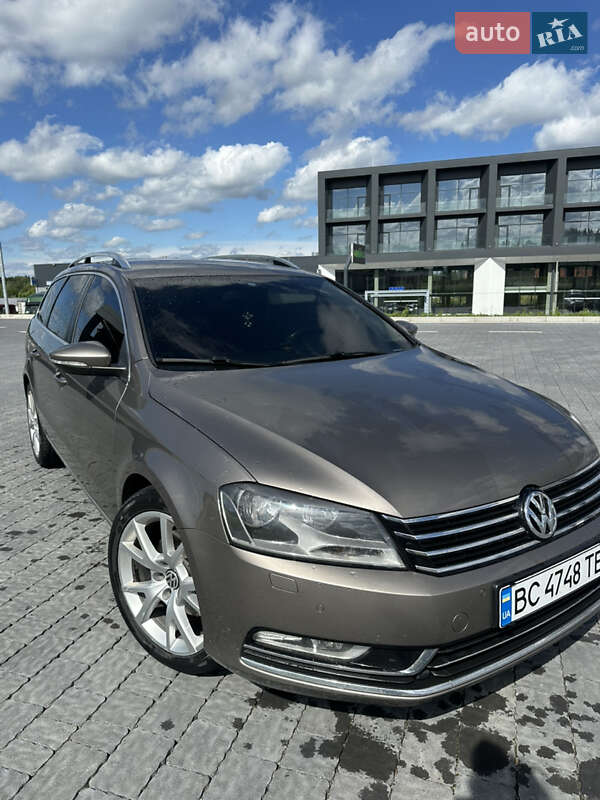 Volkswagen Passat (2011)