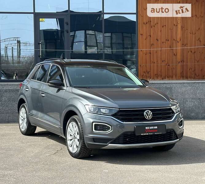 Volkswagen T-roc (2021)