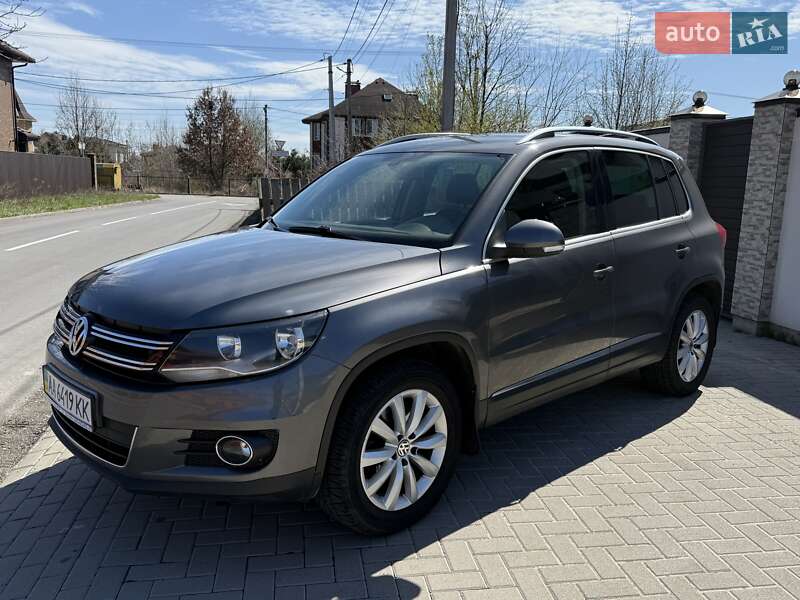 Volkswagen Tiguan (2012)