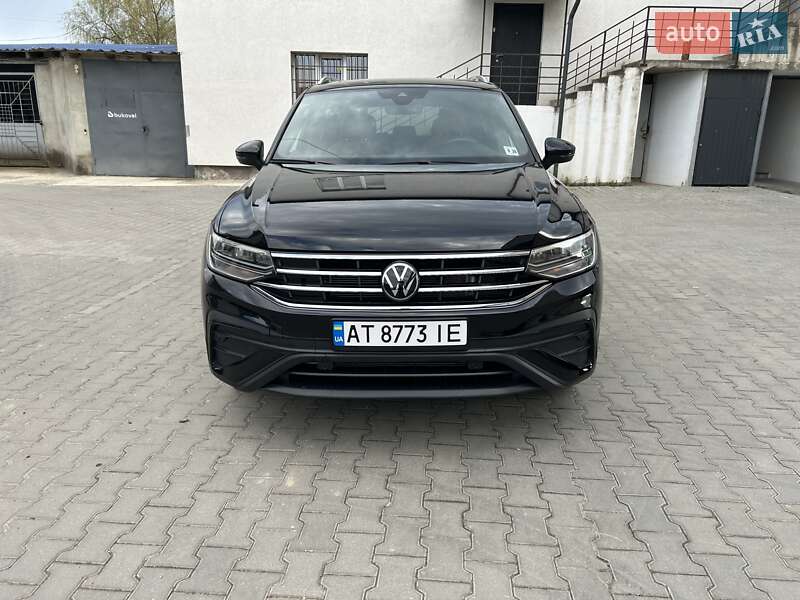 Volkswagen Tiguan (2023)