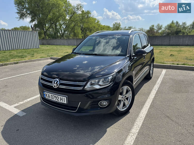 Volkswagen Tiguan (2012)