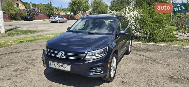 Volkswagen Tiguan (2015)