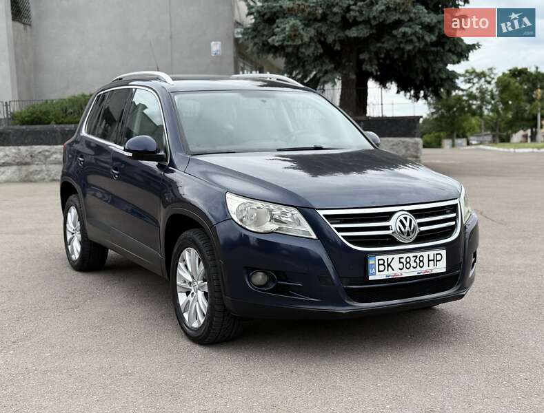 Volkswagen Tiguan (2010)