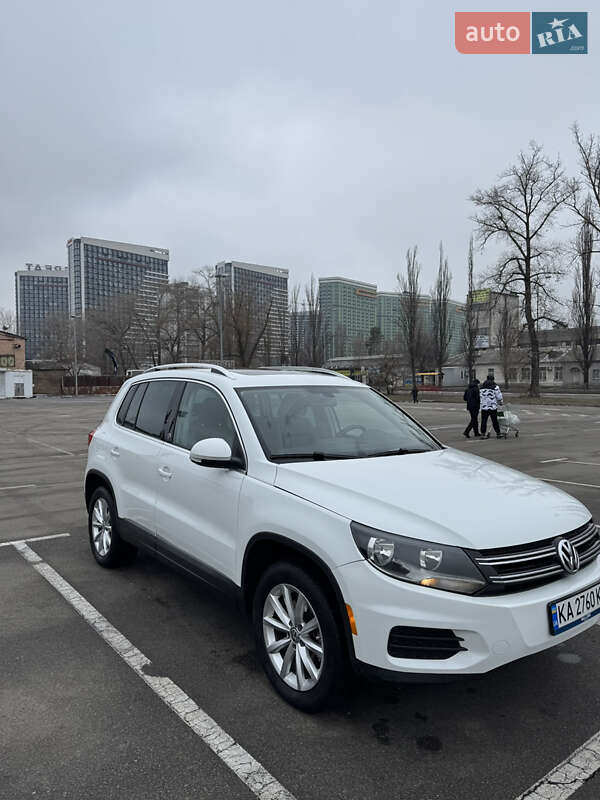 Volkswagen Tiguan (2017)