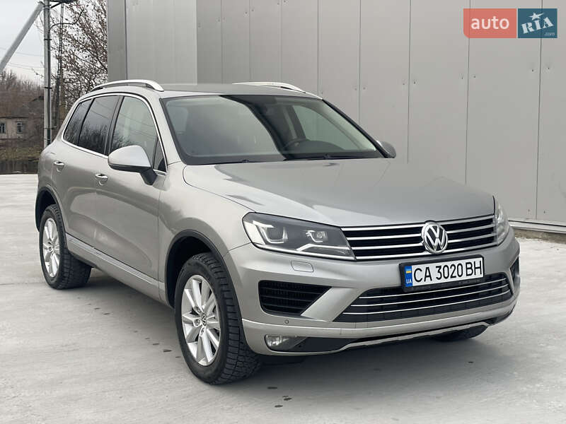 Volkswagen Touareg (2015)