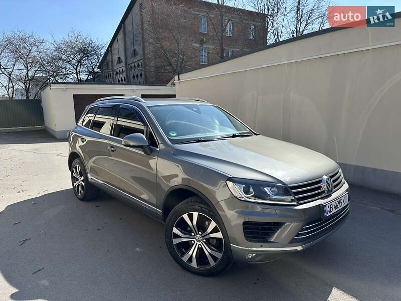 Volkswagen Touareg (2015)