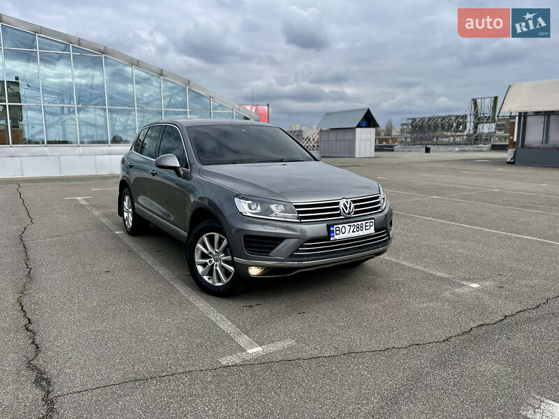 Volkswagen Touareg (2015)