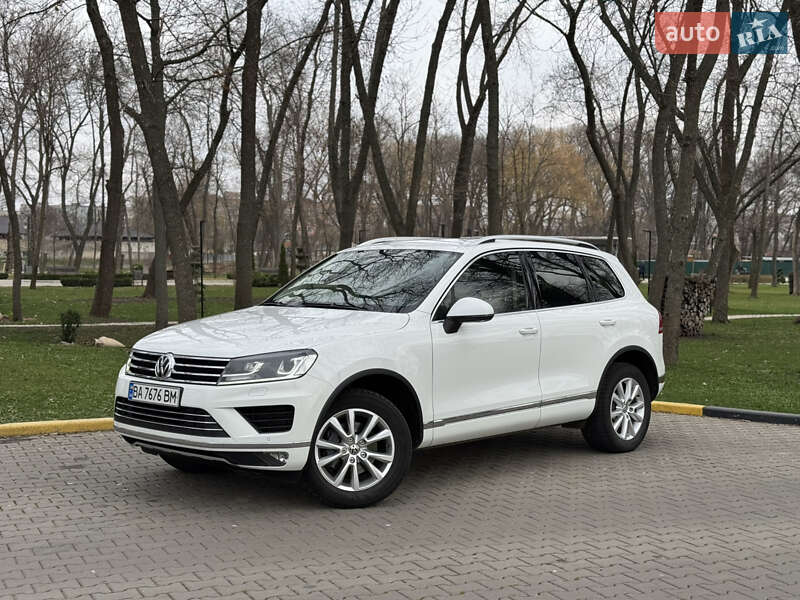 Volkswagen Touareg (2015)