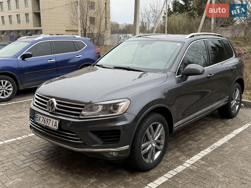 Volkswagen Touareg (2015)