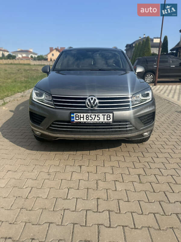 Volkswagen Touareg (2016)
