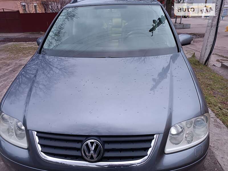 Volkswagen Touran (2004)