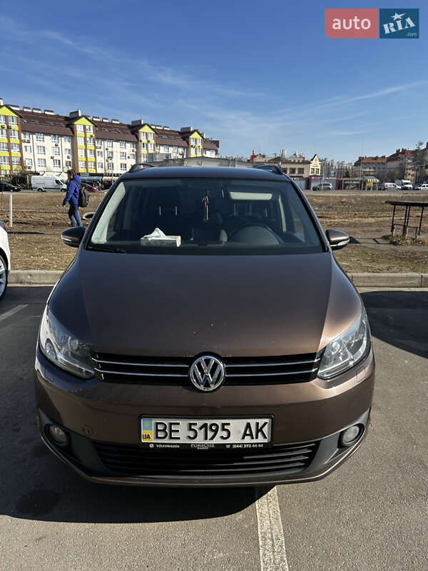 Volkswagen Touran (2012)