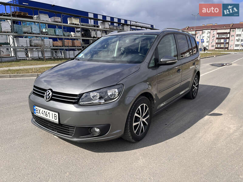 Volkswagen Touran (2011)