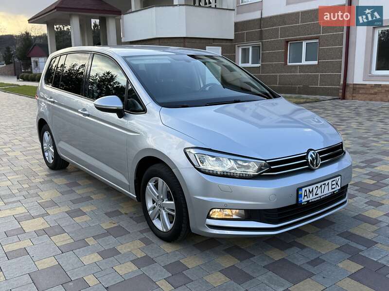 Volkswagen Touran (2016)
