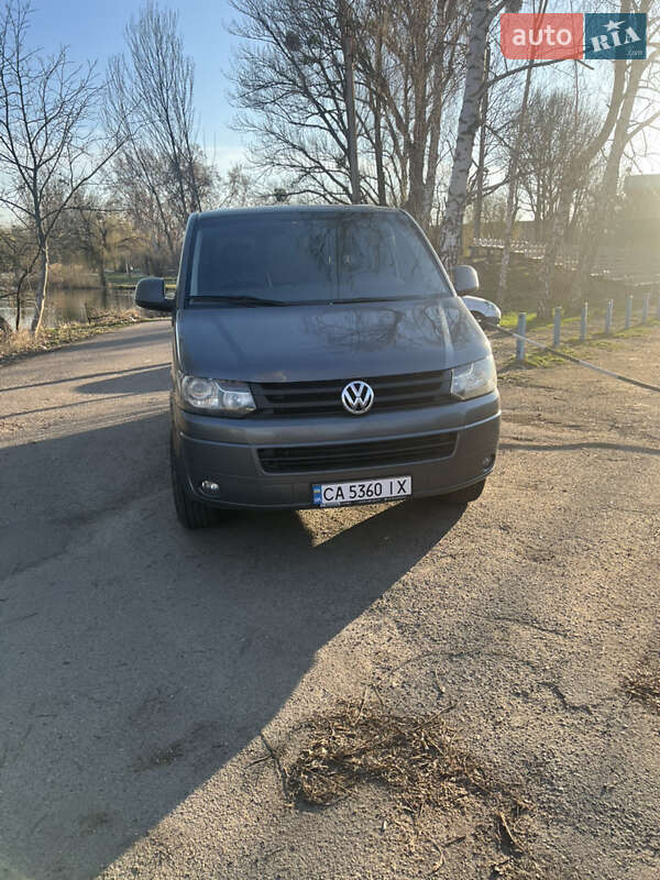 Volkswagen Transporter (2012)