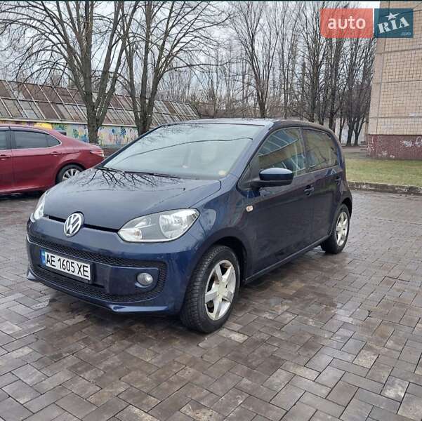 Volkswagen Up (2013)