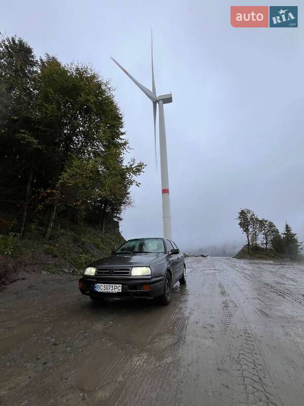 Volkswagen Vento (1992)