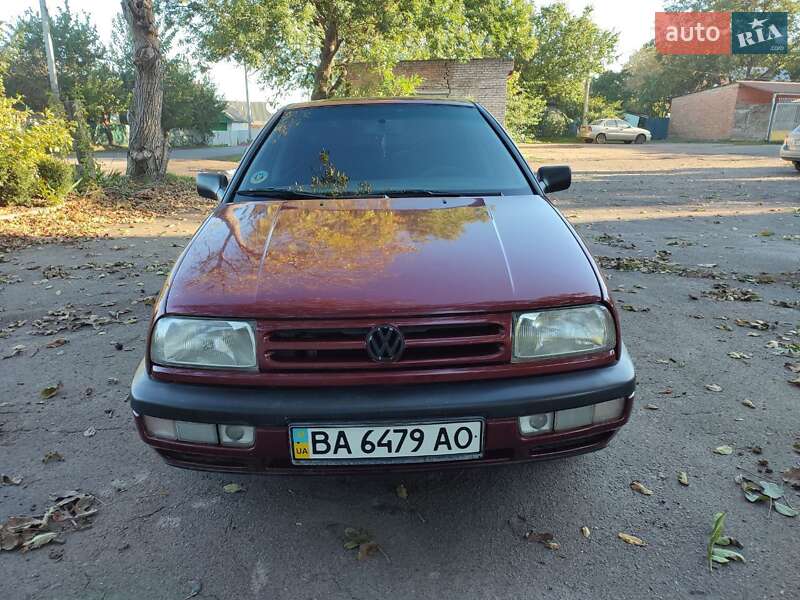 Volkswagen Vento (1995)