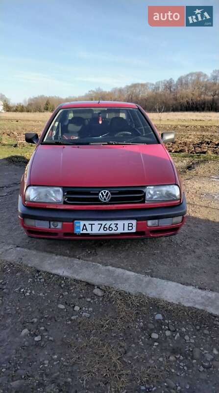 Volkswagen Vento (1995)