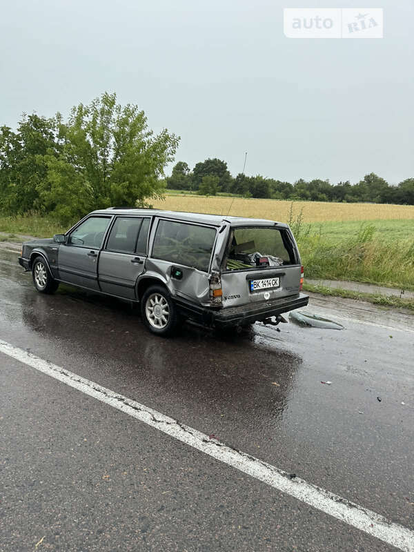 Volvo 740 (1988)