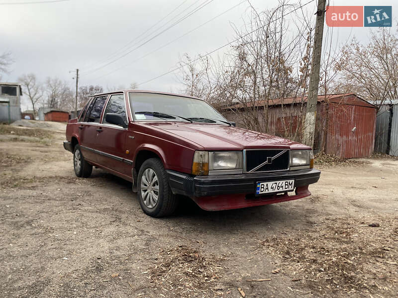 Volvo 740 (1986)